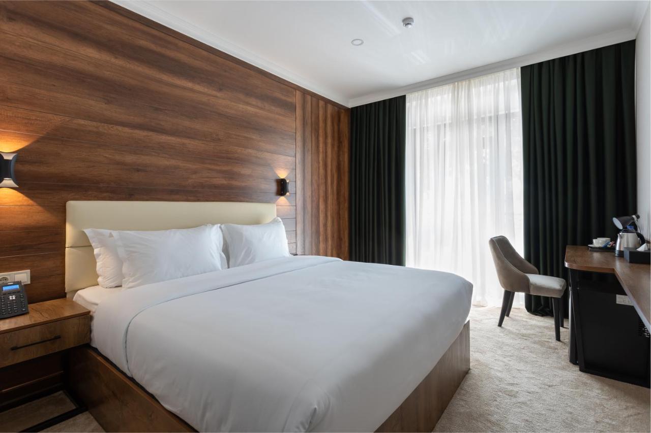 Oscar Boutique Hotel Ташкент Екстериор снимка